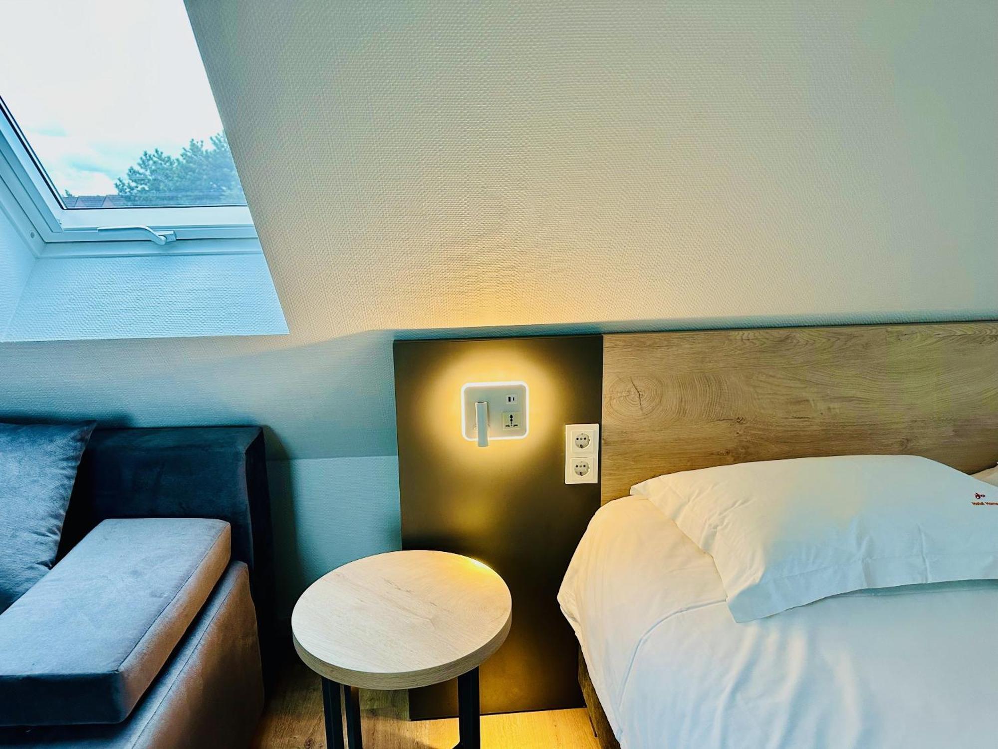 Home Inn Hotel Dormagen Room photo